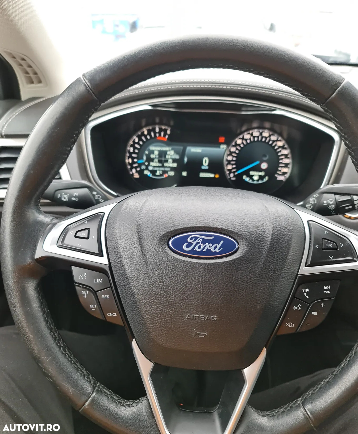 Ford Mondeo Turnier 2.0 TDCi Start-Stopp Vignale - 10