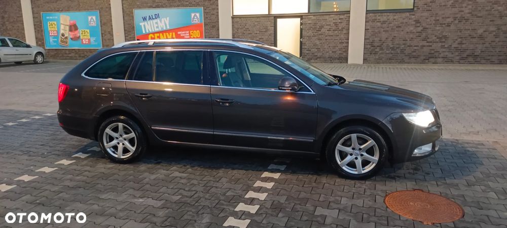Skoda Superb 1.8 TSI Platinum DSG - 3