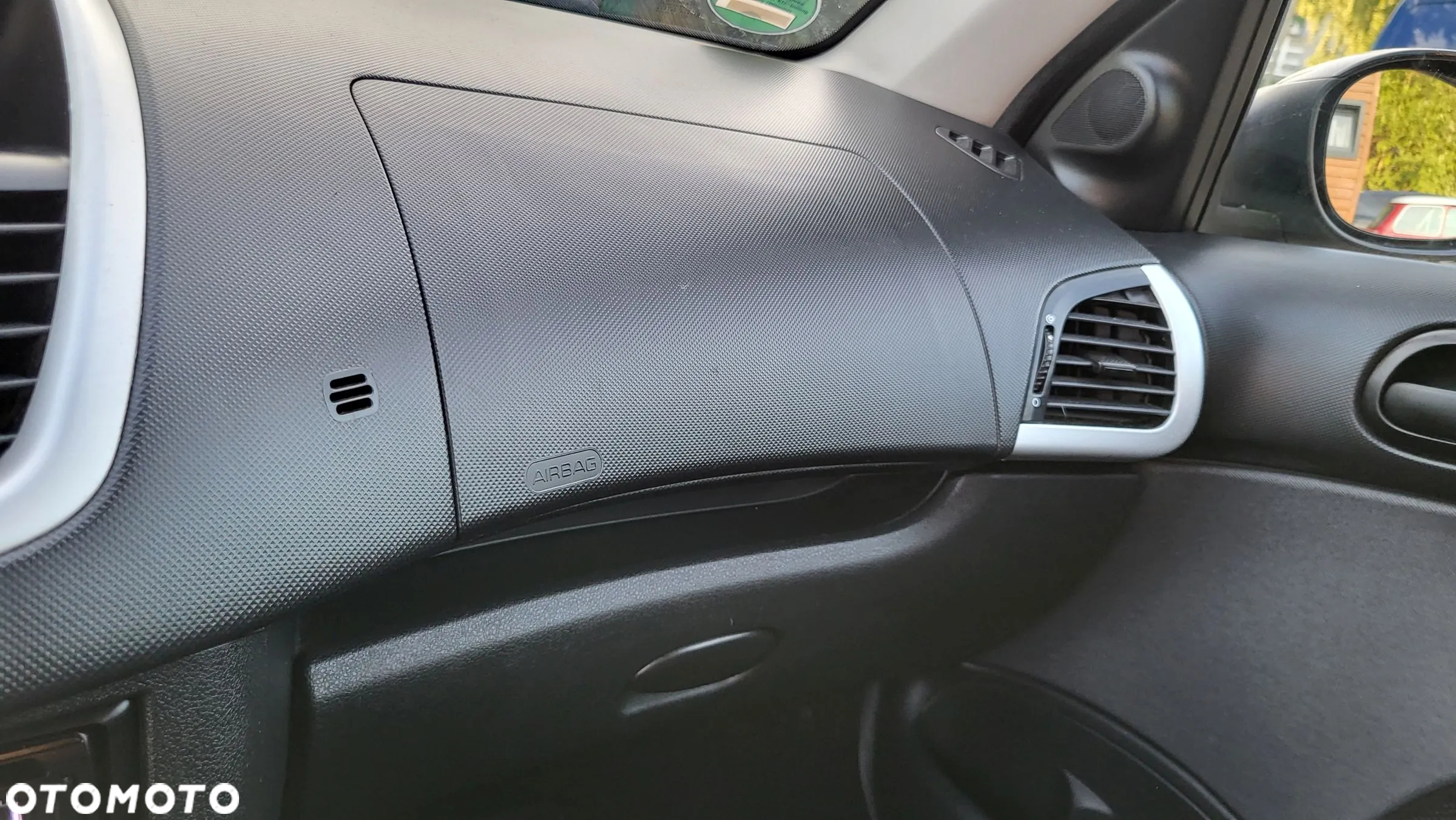 Peugeot 206 75 Grand Filou - 17