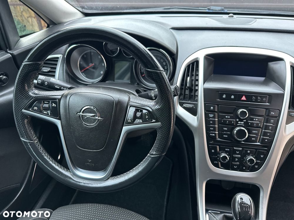 Opel Astra 2.0 CDTI DPF SportsTourer Edition - 21