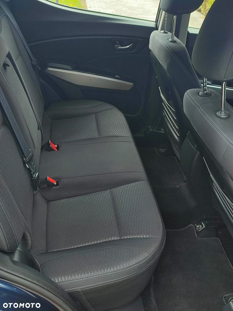 SsangYong/KGM Tivoli 1.6 D Quartz 4x4 - 16