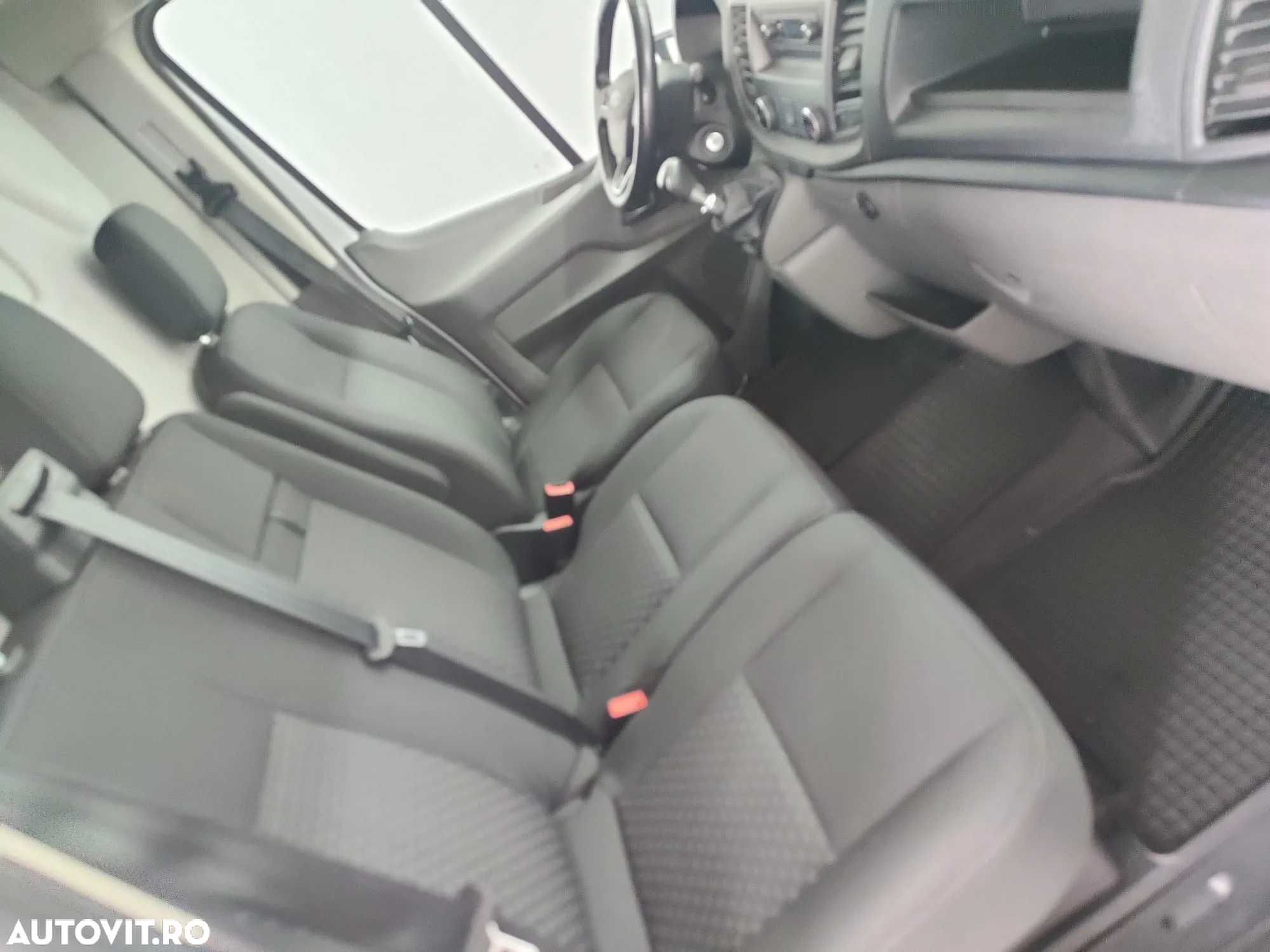 Ford Transit 350 2.0 EcoBlue 130 CP L4 DCIV RWD Trend - 13