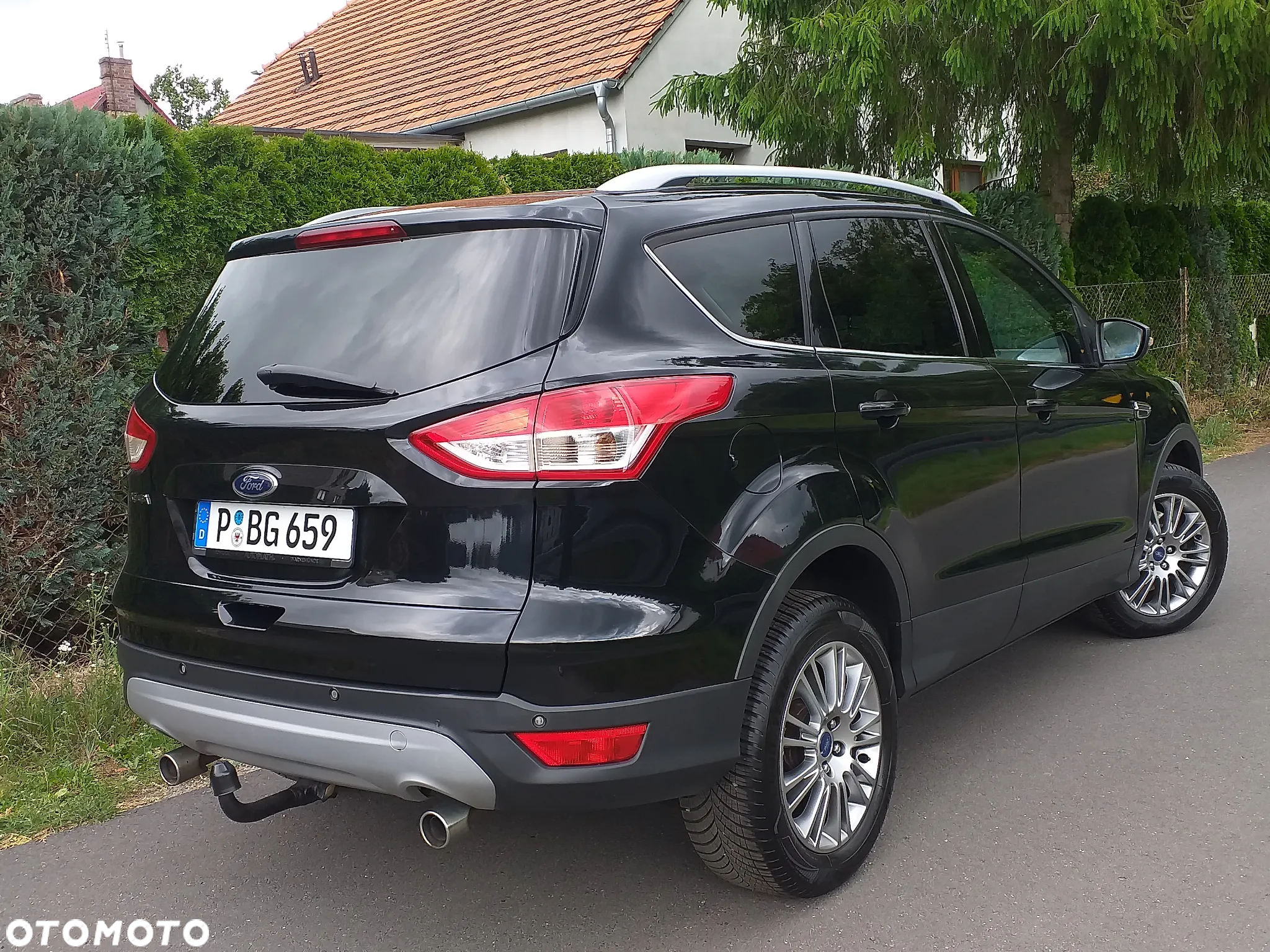 Ford Kuga 2.0 TDCi 2x4 Titanium - 8