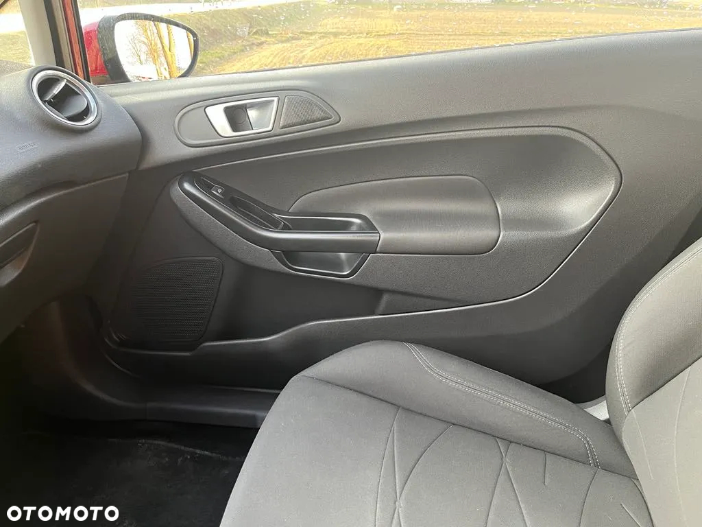 Ford Fiesta 1.0 Ambiente - 17