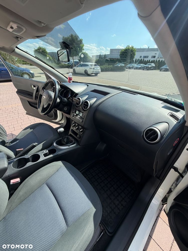 Nissan Qashqai 1.6 Acenta - 11