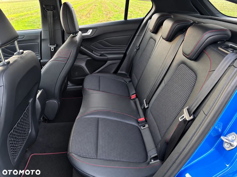 Ford Focus 2.0 EcoBlue ST-Line Business - 18