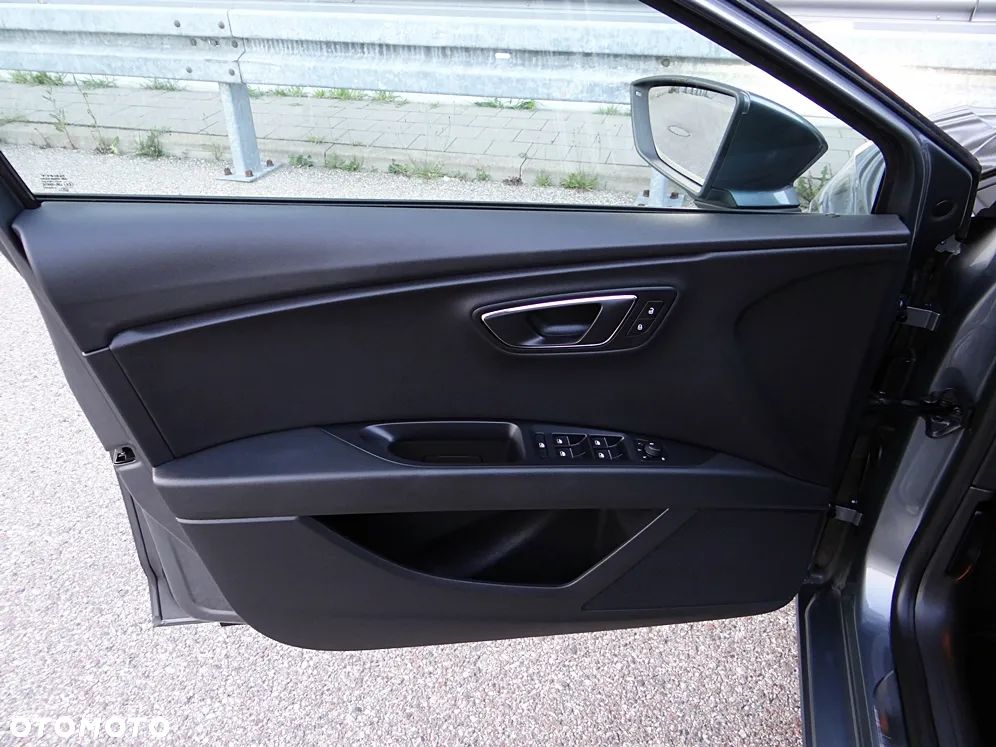 Seat Leon 2.0 TDI DPF DSG FR - 23