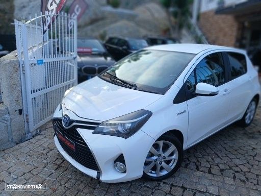Toyota Yaris 1.5 HSD Sport +P.Techno+P.Luxury - 13
