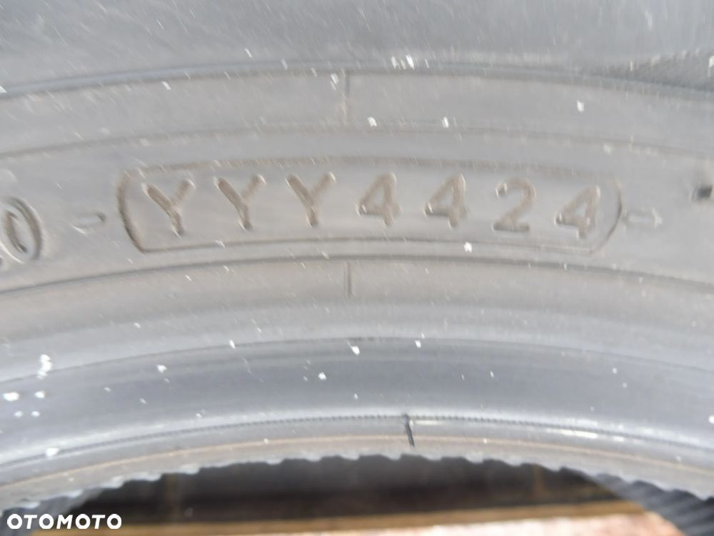 Yokohama 205/60/16, 2024, 4x7mm letnie - 12