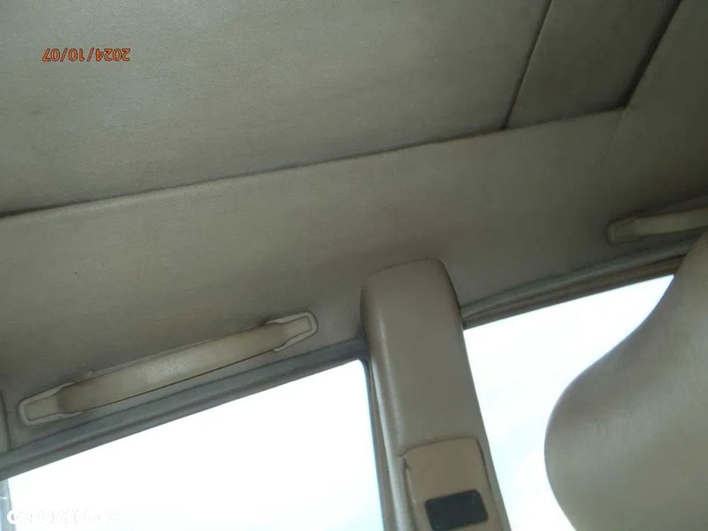 PODSUFITKA tapicerka SZYBERDACH kremowa SEDAN KOMBI mercedes w124 88r - 3
