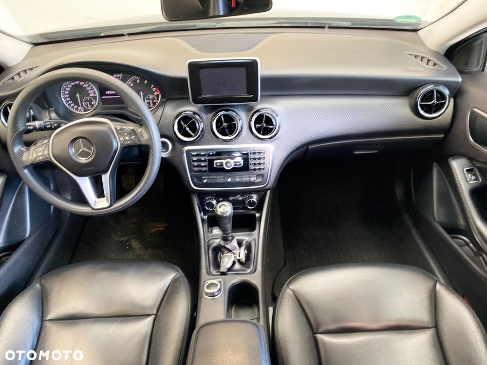 Mercedes-Benz Klasa A 180 (BlueEFFICIENCY) Style - 11