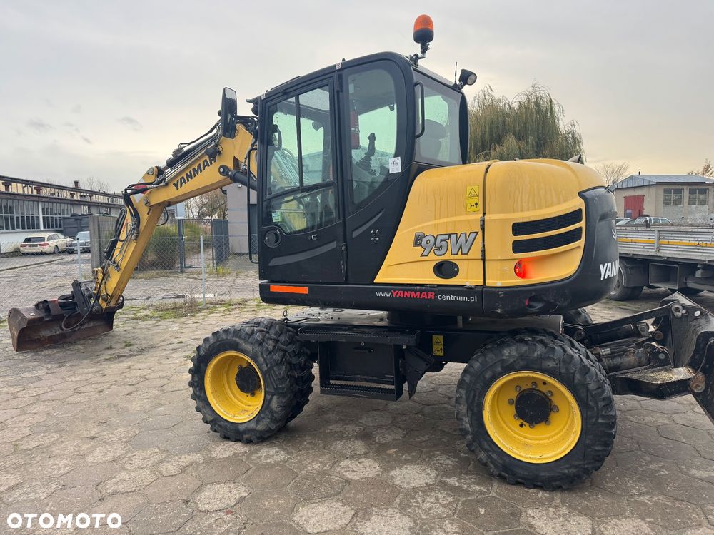 Yanmar B95W - 13