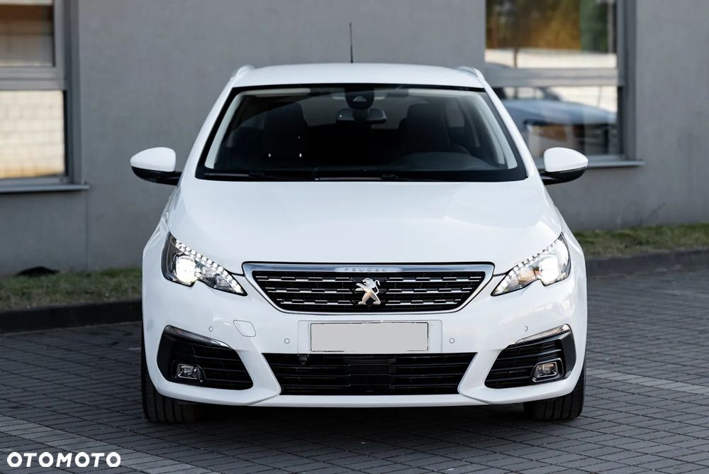 Peugeot 308 PureTech 130 GPF EAT8 Stop & Start Allure - 12