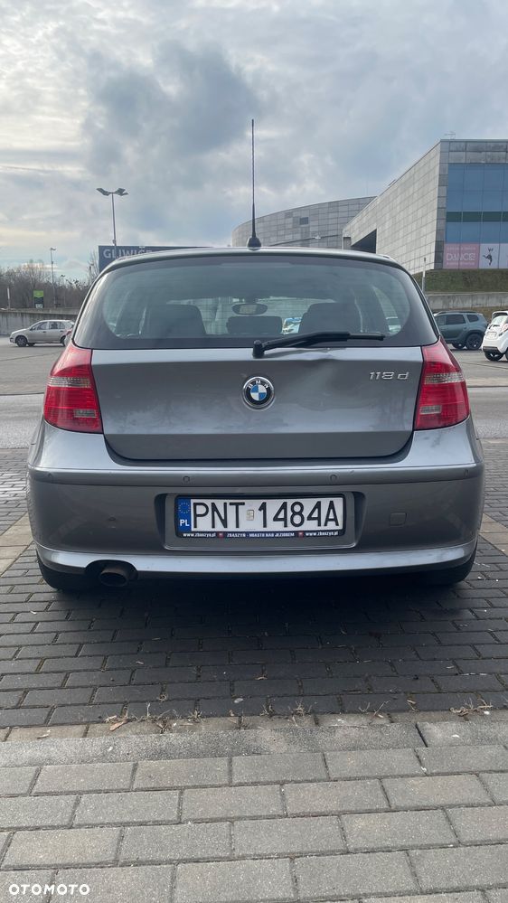 BMW Seria 1 - 8