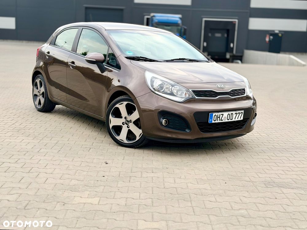 Kia Rio 1.4 Dream Team Edition - 3