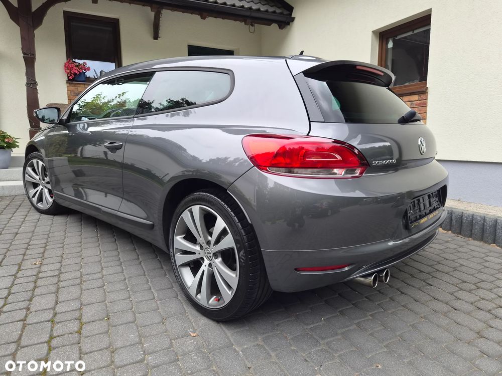 Volkswagen Scirocco 2.0 TDI DSG - 32