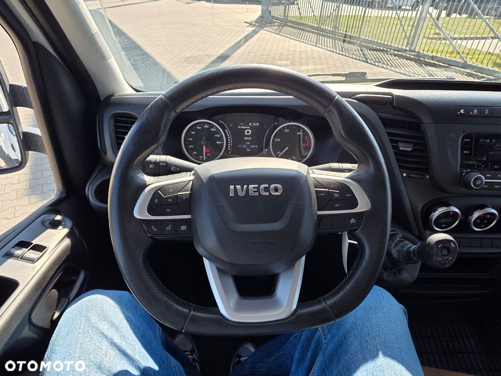 Iveco 35S18 10EP Międzynarodówka Ledy Skrzynia z Plandeką Silnik 3L 180KM - 5