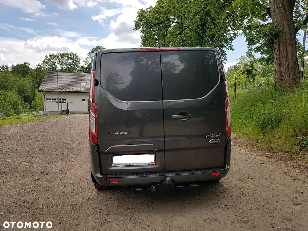 Ford Transit Custom - 8