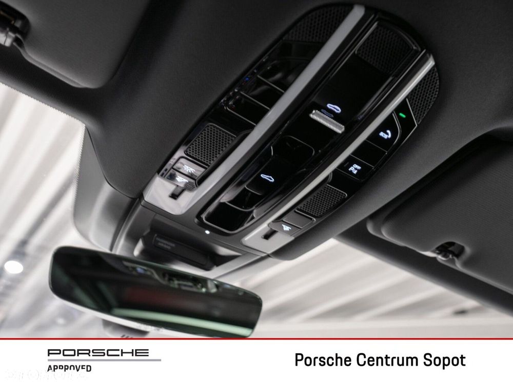 Porsche Cayenne Standard - 16