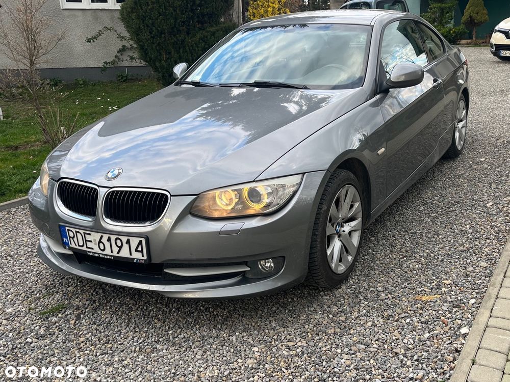 BMW Seria 3 320i - 1