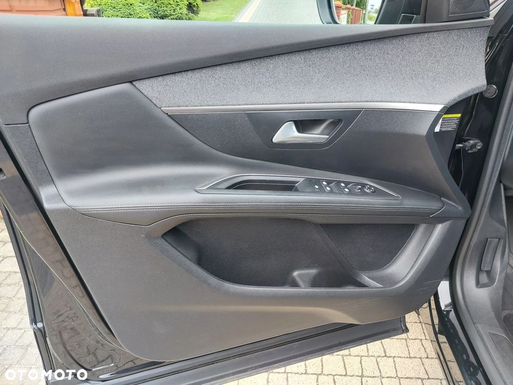 Peugeot 3008 PureTech 180 Stop & Start GPF EAT8 Allure - 10