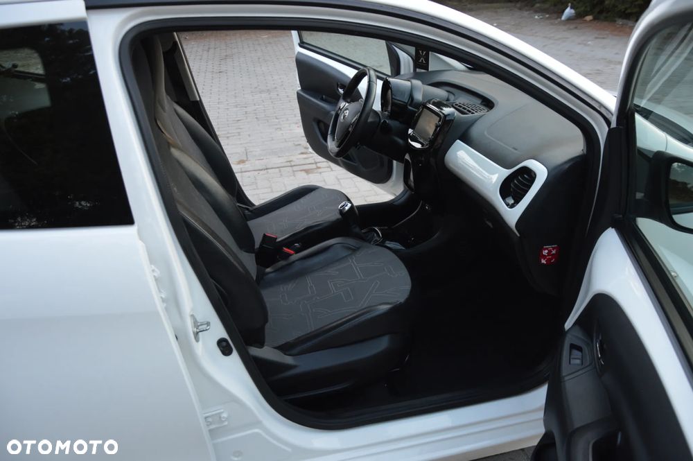 Toyota Aygo x mit x-business Paket - 18