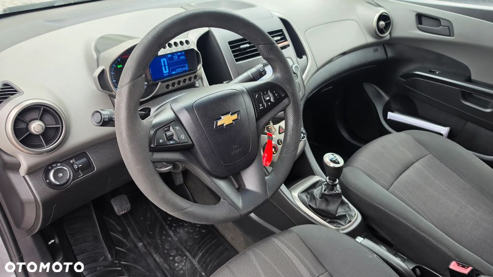 Chevrolet Aveo 1.2 LT+ - 14