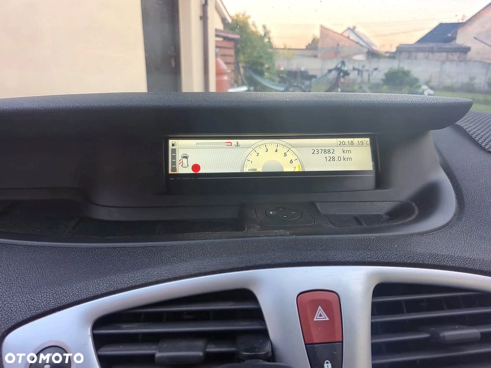 Renault Grand Scenic TCe 130 Dynamique - 11