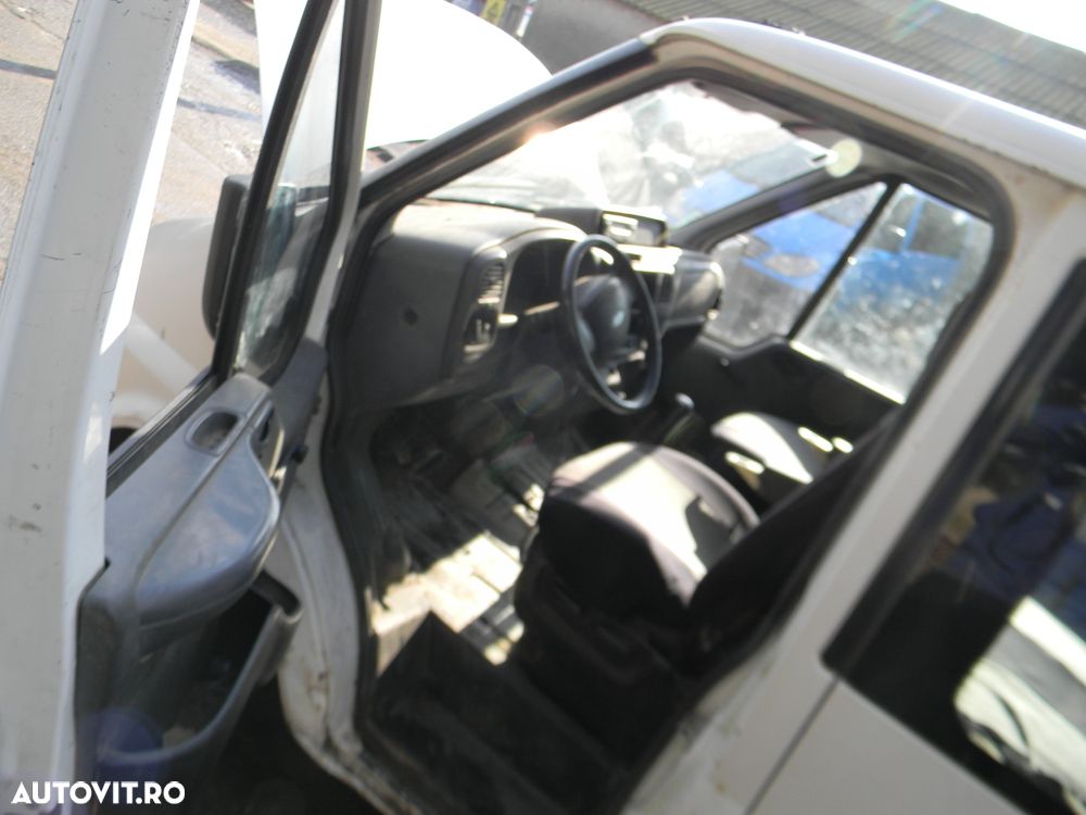 Dezmembrari  Ford TRANSIT Mk 4  2000  > 2014 2.0 DI (F_E_, F_F_) Moto - 8