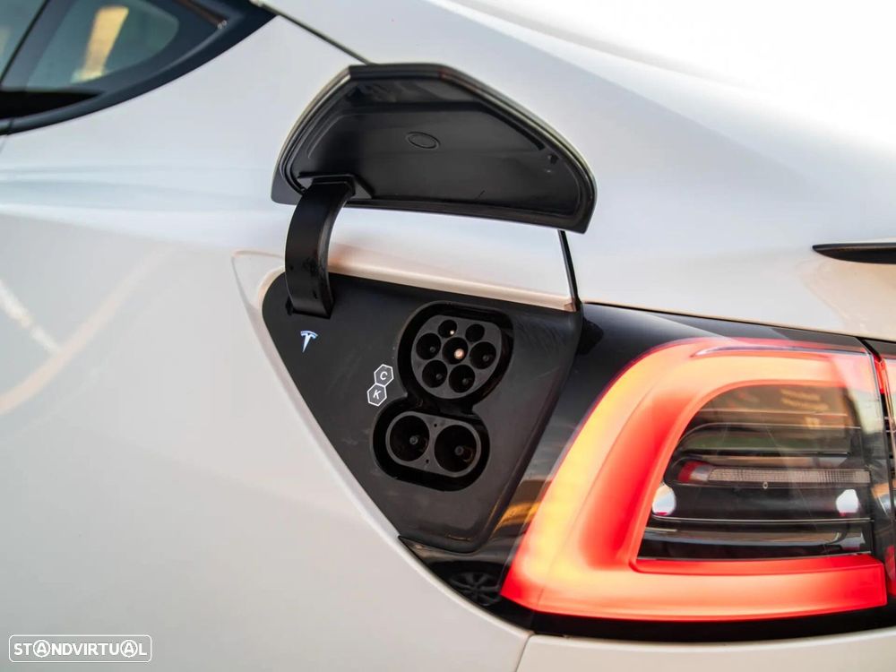 Tesla Model 3 Performance Dual Motor AWD - 14
