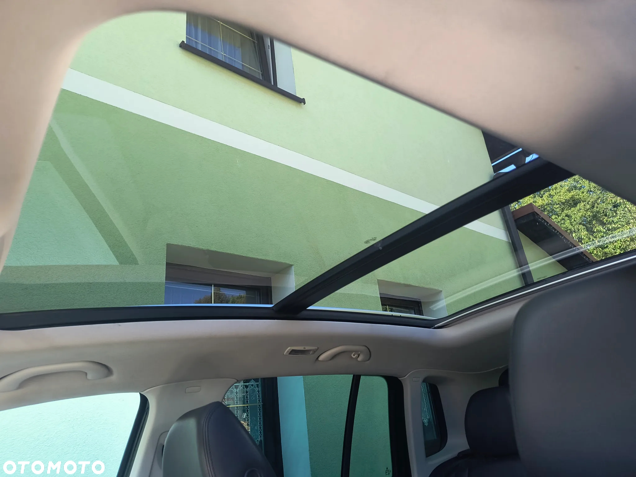 Volkswagen Tiguan - 11