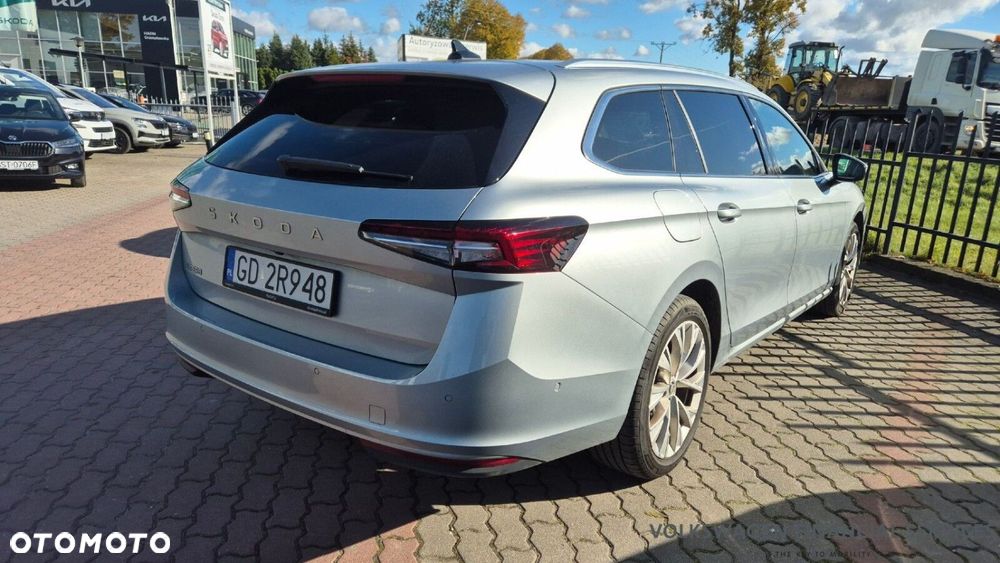 Skoda Superb 2.0 TDI SCR L&K DSG - 2