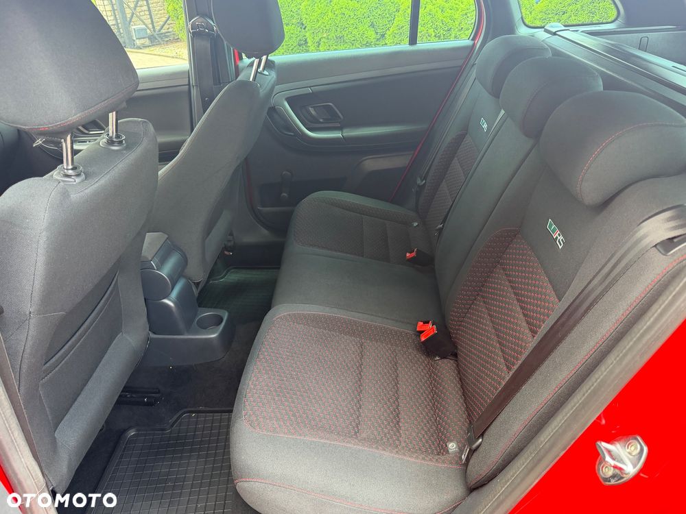 Skoda Fabia 1.4 TSI DSG RS - 18