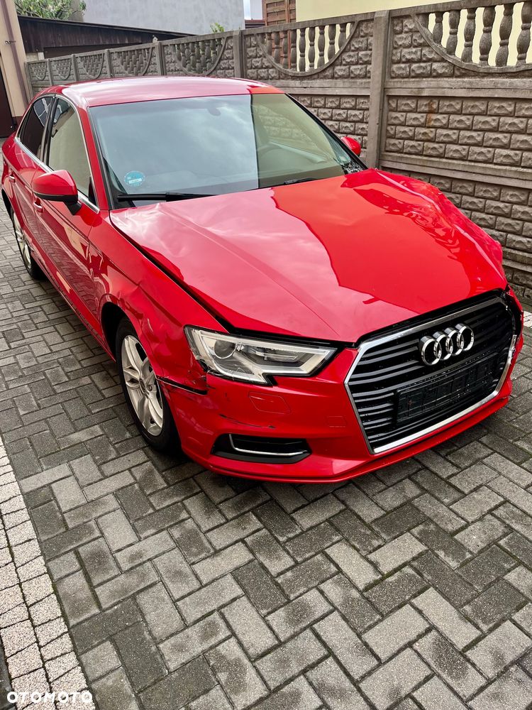Audi A3 Limousine 1.5 TFSI Sport S tronic - 1