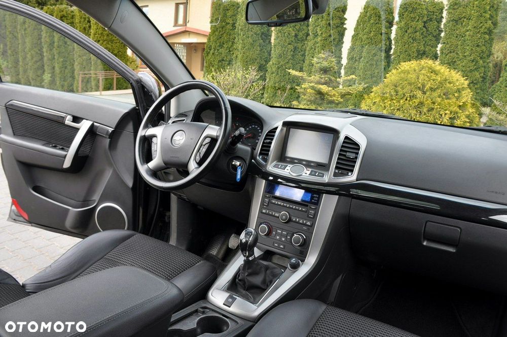 Chevrolet Captiva - 25