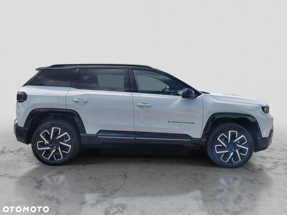 Jeep Compass 1.2 T3 mHEV Summit FWD DCT - 6
