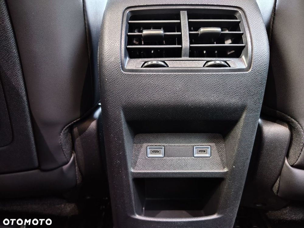 Peugeot 308 - 11