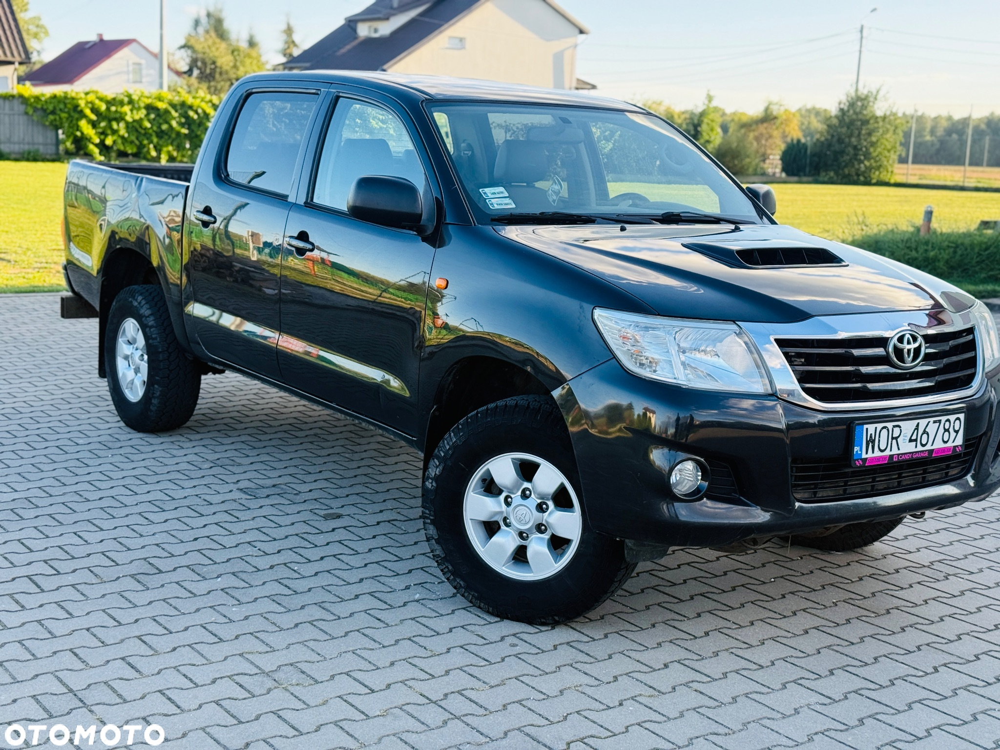 Toyota Hilux - 2