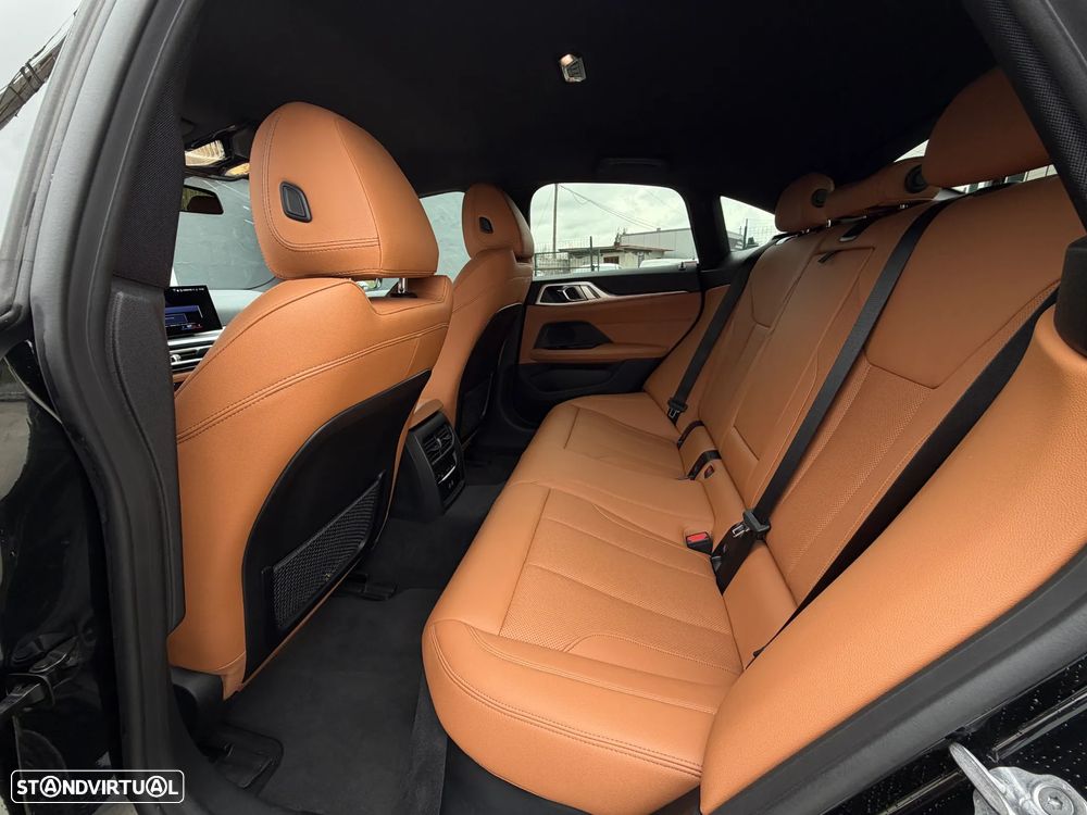 BMW i4 eDrive40 Pack Desportivo M - 29