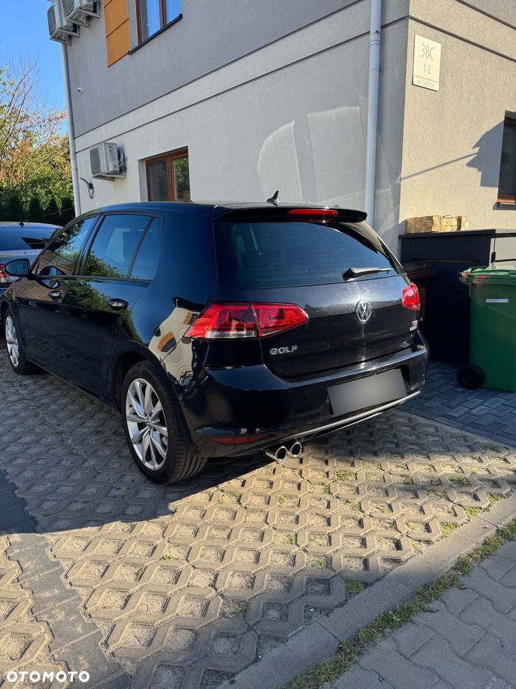 Volkswagen Golf 1.2 TSI Trendline DSG - 6