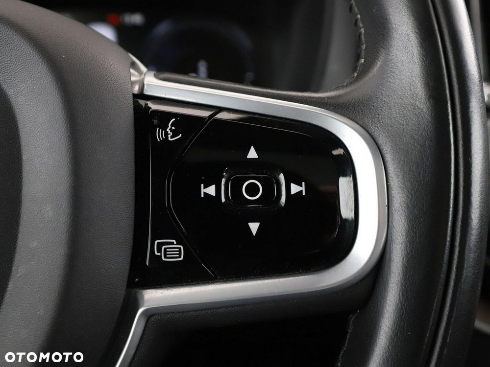 Volvo XC 60 T6 AWD Recharge Geartronic Inscription - 33