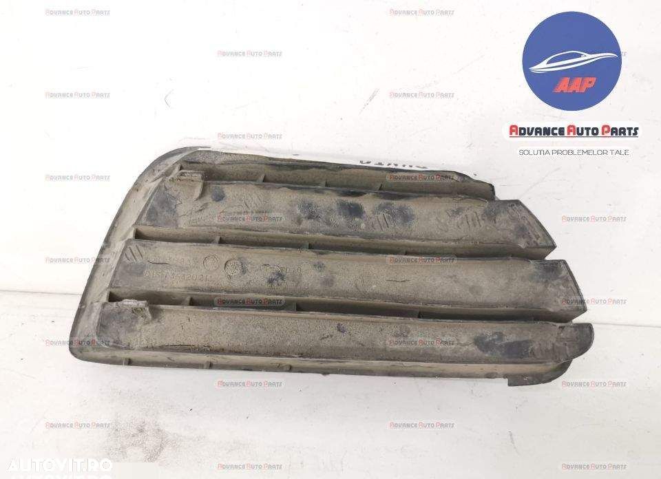 Grila proiector stanga originala in stare buna Fiat Punto 2 [facelift] - 6