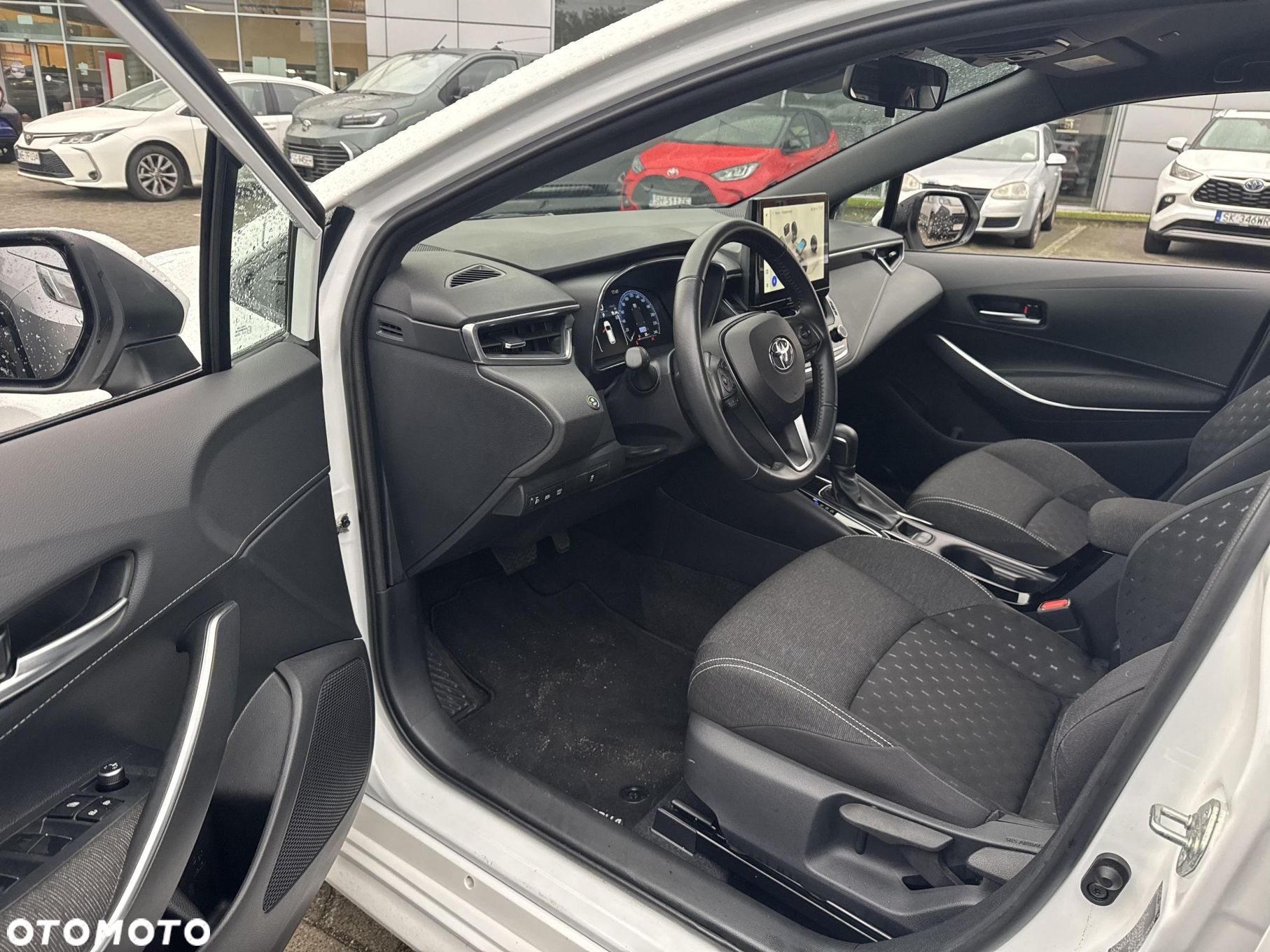 Toyota Corolla 1.8 Hybrid Comfort - 20