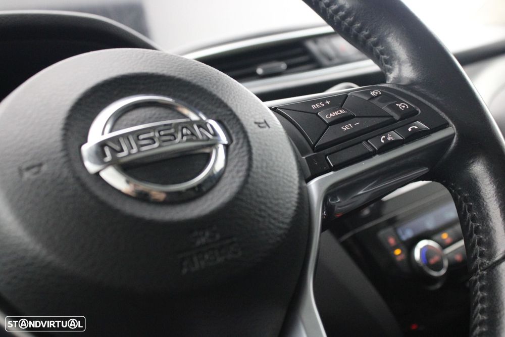 Nissan Qashqai 1.5 dCi N-Connecta - 13