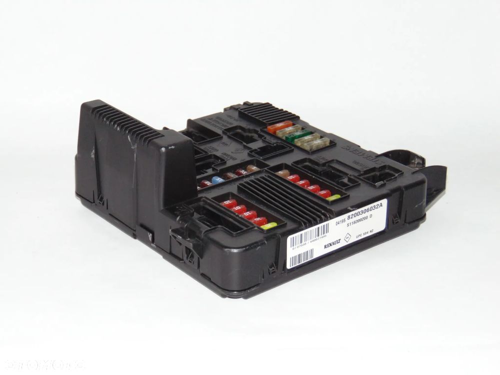 Moduł sterownik skrzynka UPC 8200306032A S118399200D Renault Megane Scenic 2 II 02-06r - 8