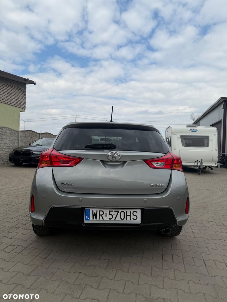 Toyota Auris 2.0 D-4D Life - 5