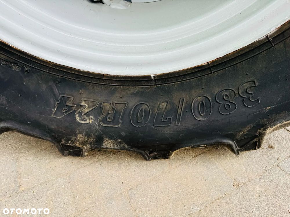 Massey Ferguson 5608 Dyna 4 - 18