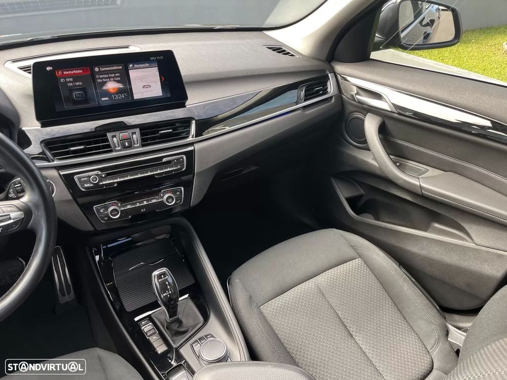 BMW X1 18 d sDrive Auto Line Sport - 31