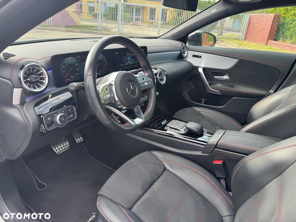 Mercedes-Benz CLA 200 7G-DCT AMG Line Advanced Plus - 10