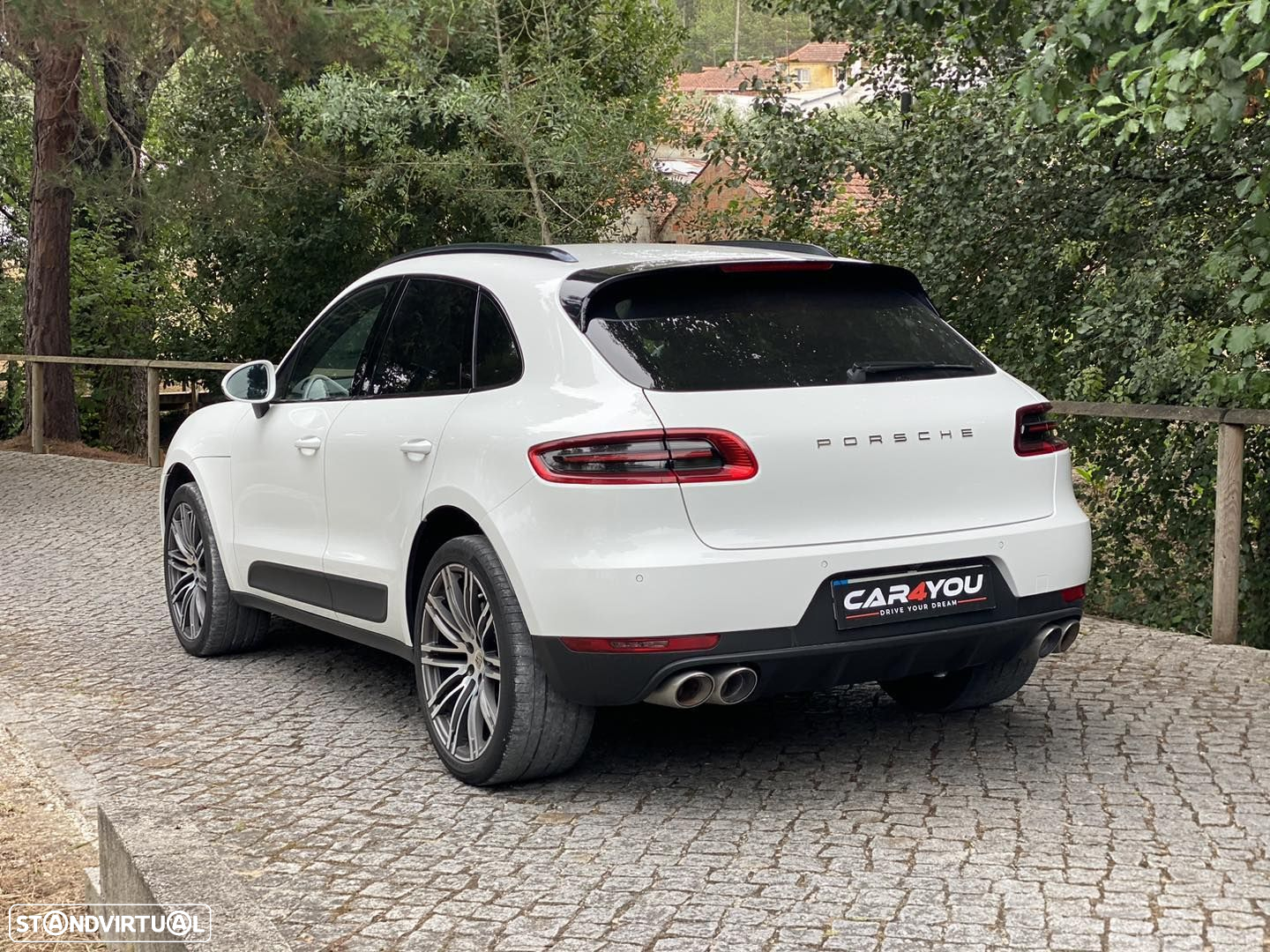 Porsche Macan S - 15